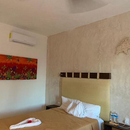 Casa Delfines Rio Lagartos Hotell Eksteriør bilde